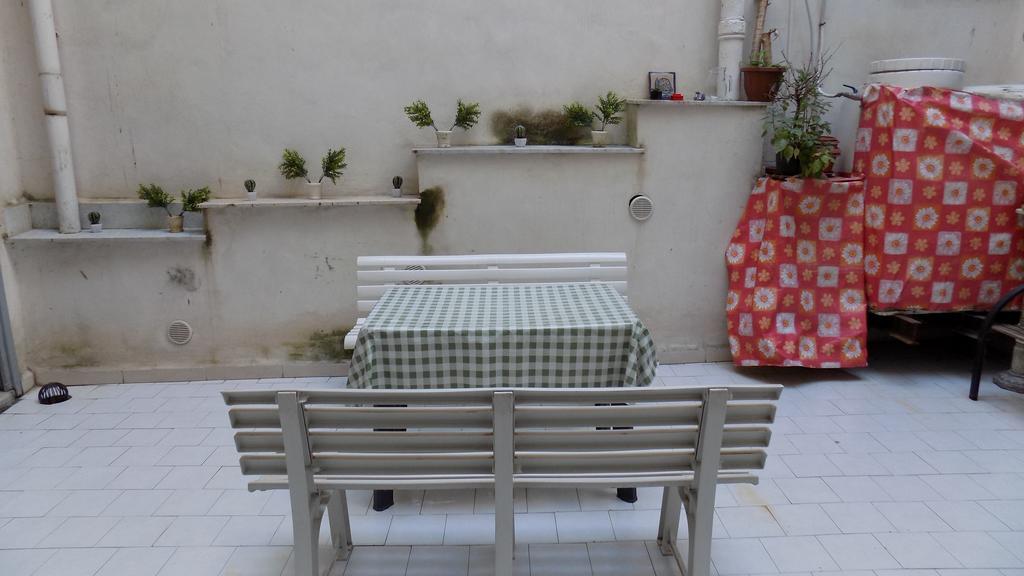 Vespa B&B Palermo Exterior photo